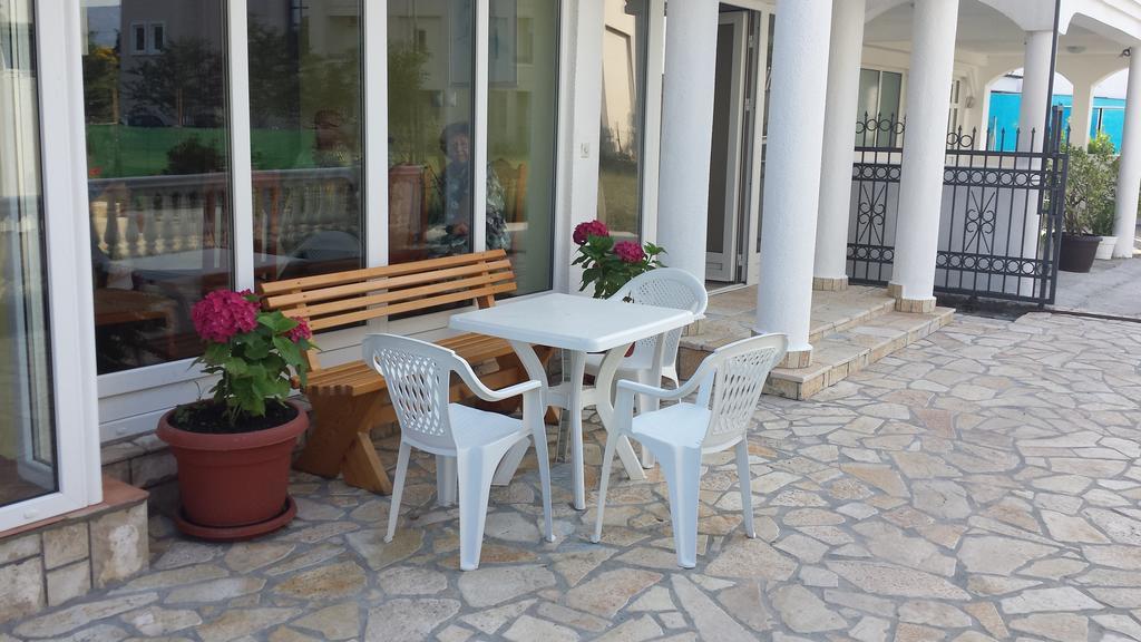 Apartments Cungu Ulcinj Exterior photo